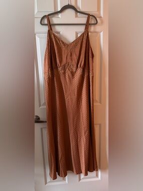 torrid Satin Lace Chemise in Rust Brown